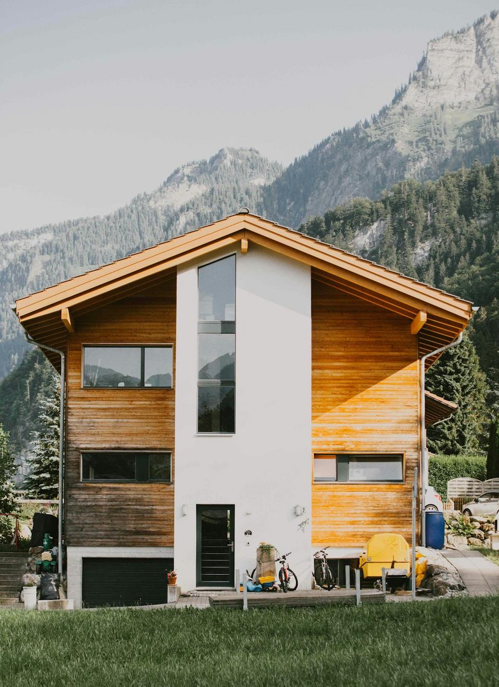 Alpine Peak Retreat